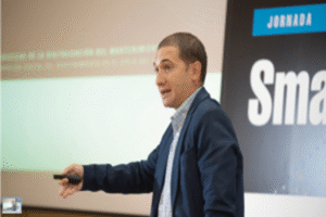 Esteban Cabrera em la smart-water Zaragoza